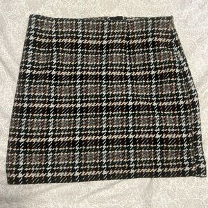 Green and brown houndstooth pencil skirt
